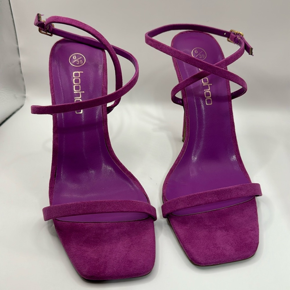 Raspberry (purple) stiletto heels NIB